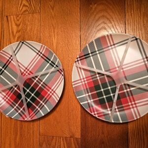 Holiday Plaid Plastic Salad Plates NWT